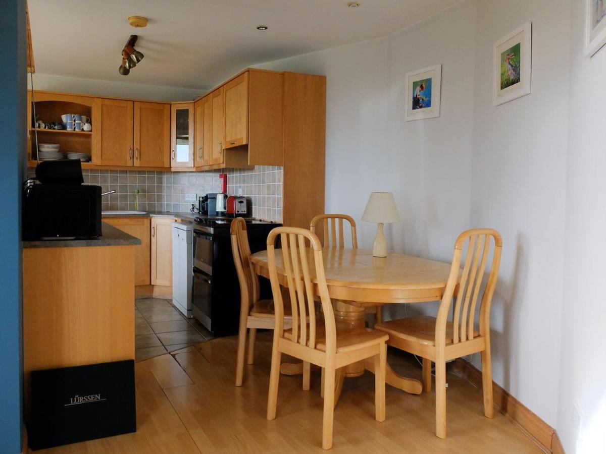 Villa 4 The Mews Athlone Esterno foto
