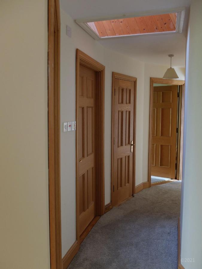 Villa 4 The Mews Athlone Esterno foto
